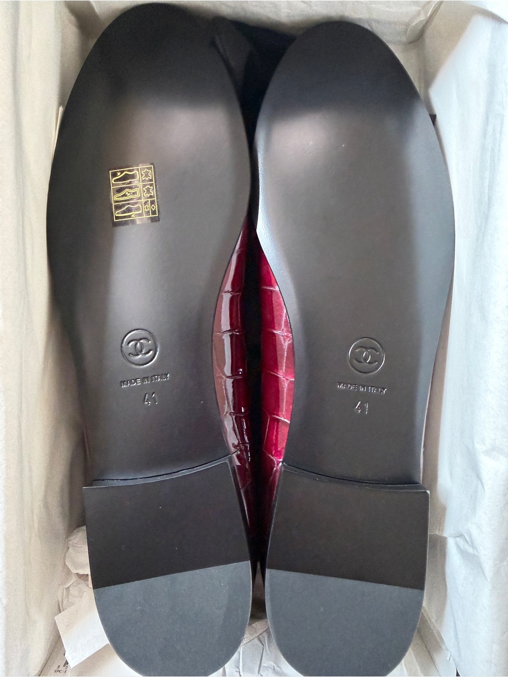 Chanel 26A Burgundy Croc Embossed Patent Metiers Black Cap Toe Ballet Flats 41 - Picture 16 of 17